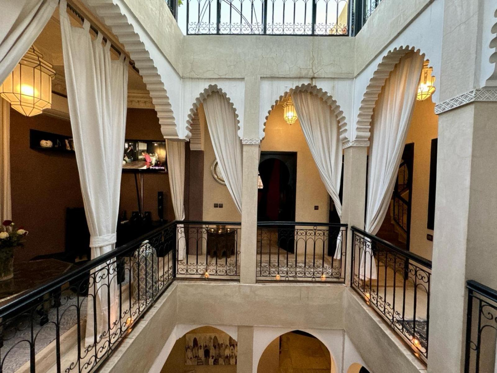 Art De Vivre Avec Jacuzzi Villa *